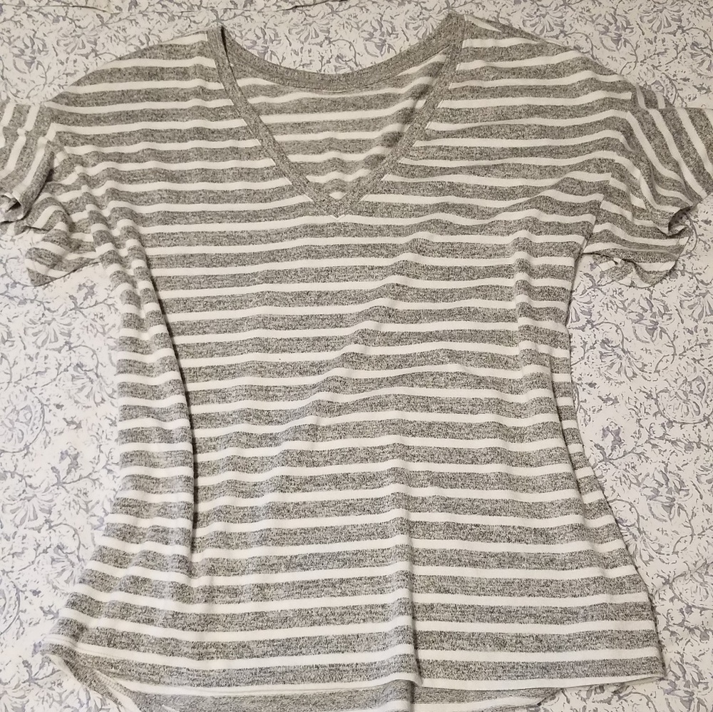 Universal thread tee